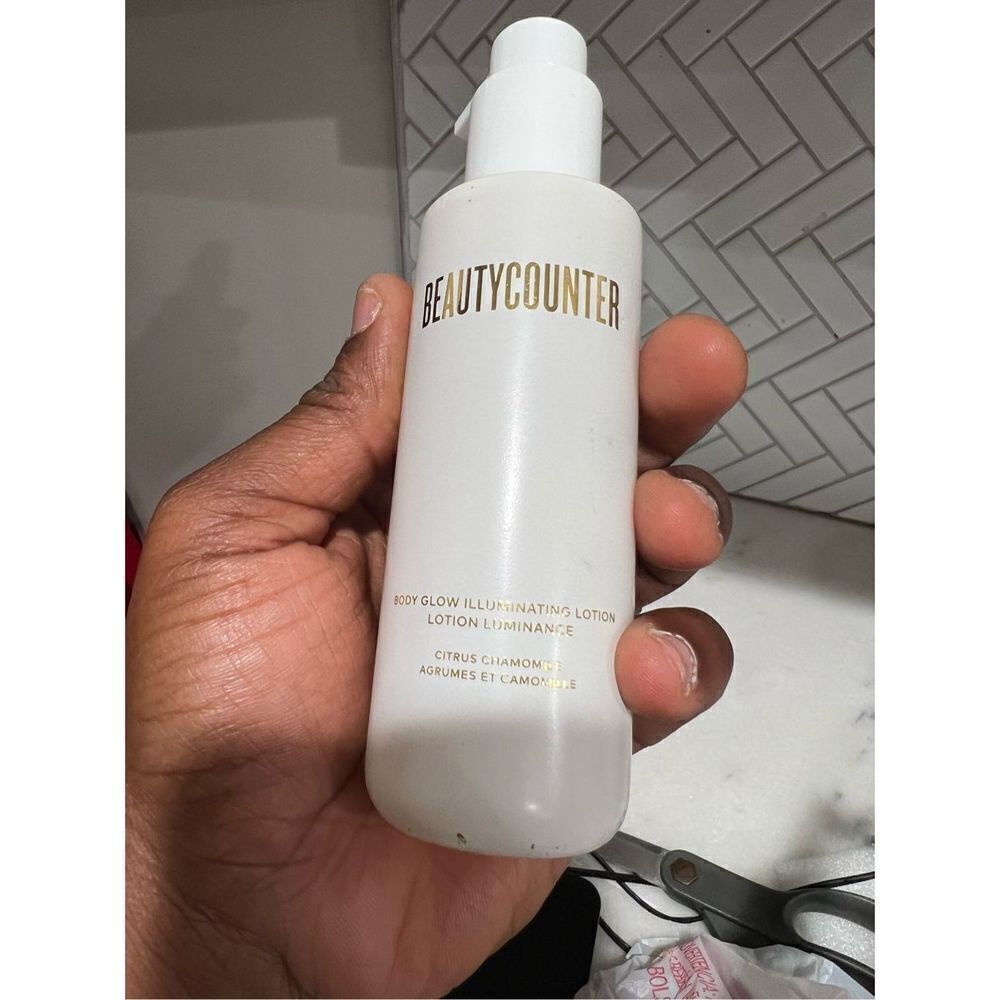beautycounter body glow illuminating lotion 100ml - Picture 4 of 7